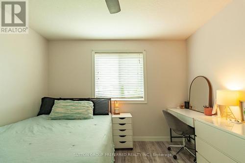 1190 Silverfox Drive, London North (North S), ON - Indoor Photo Showing Bedroom