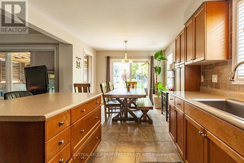 1190 Silverfox Drive, London North (North S), ON - Indoor Photo Showing Other Room