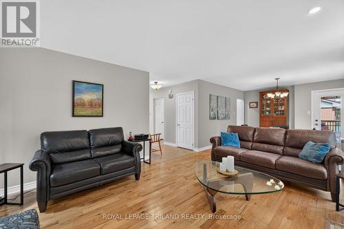 10 Plymouth Avenue, London North (North O), ON - Indoor Photo Showing Living Room