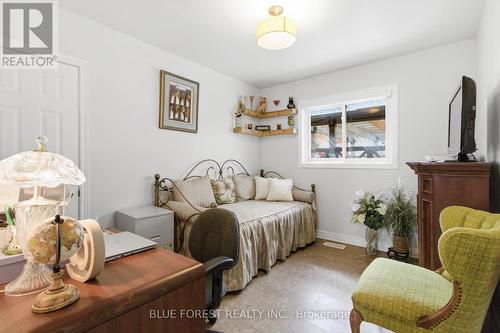 1975 Royal Crescent, London East (East I), ON - Indoor Photo Showing Bedroom