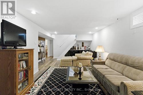 1975 Royal Crescent, London East (East I), ON - Indoor