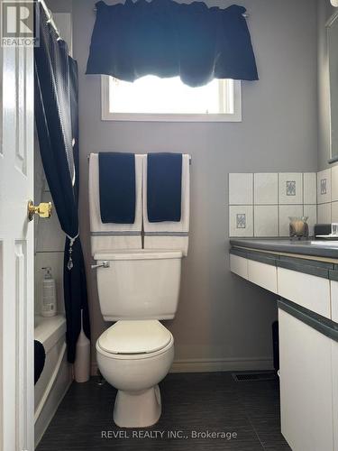 214 Birch Street S, Timmins (Ts - Se), ON - Indoor Photo Showing Bathroom