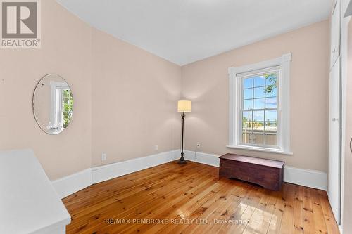 233 Catherine Street, Pembroke, ON - Indoor Photo Showing Other Room