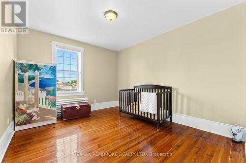 233 Catherine Street, Pembroke, ON - Indoor