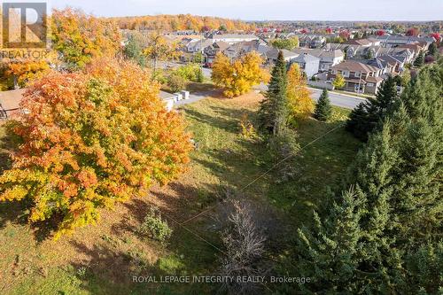 18 Howard Court, Ottawa, ON 