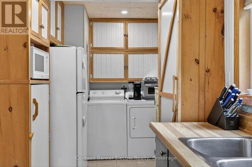 44 Lean Drive, North Kawartha, ON - Indoor Photo Showing Laundry Room