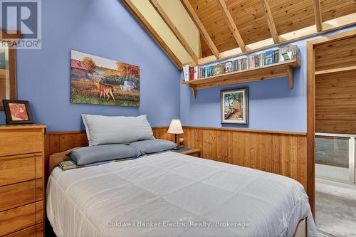 44 Lean Drive, North Kawartha, ON - Indoor Photo Showing Bedroom