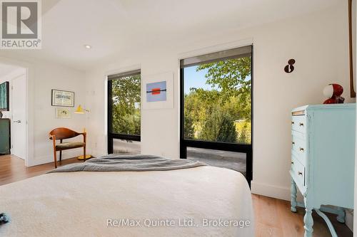 446 Fish Lake Road, Prince Edward County (Sophiasburgh), ON - Indoor Photo Showing Bedroom