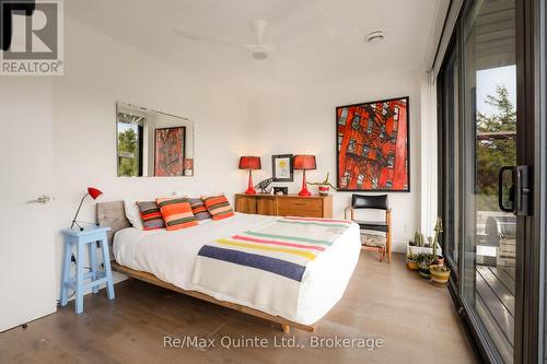 446 Fish Lake Road, Prince Edward County (Sophiasburgh), ON - Indoor Photo Showing Bedroom