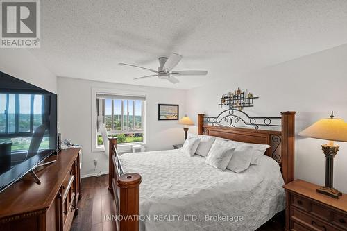 1001 - 960 Teron Road, Ottawa, ON - Indoor Photo Showing Bedroom