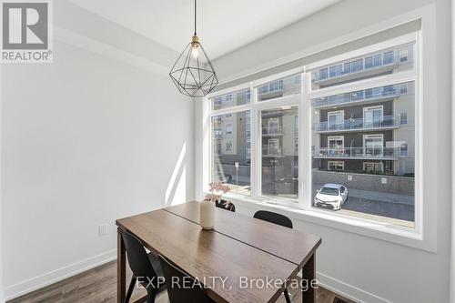 19 Markle Crescent, Hamilton (Ancaster), ON - Indoor