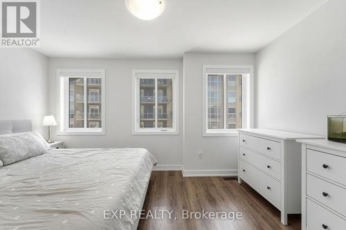 19 Markle Crescent, Hamilton (Ancaster), ON - Indoor Photo Showing Bedroom