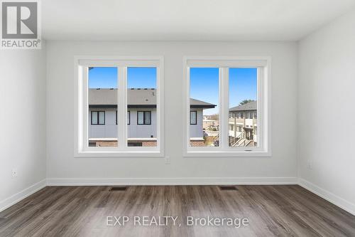 19 Markle Crescent, Hamilton (Ancaster), ON - Indoor Photo Showing Other Room