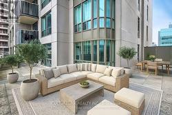 2307 - 750 BAY STREET Toronto, ON M5G 1N6