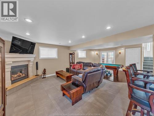 952 Banwell, Windsor, ON - Indoor With Fireplace