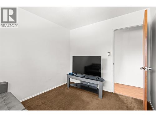 1603 43Rd Avenue, Vernon, BC - Indoor