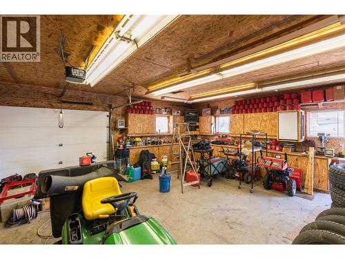 Shop Interior - 2004 29Th Crescent Crescent, Vernon, BC - Indoor Photo Showing Garage
