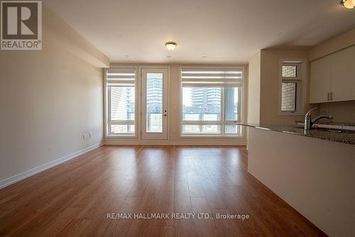12 Dandara Gate Se, Vaughan, ON - Indoor Photo Showing Other Room