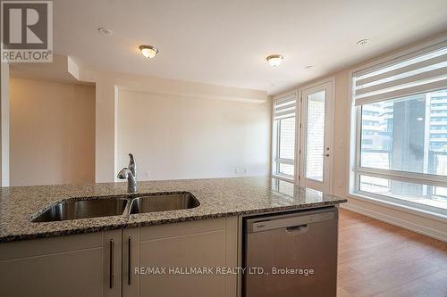 12 Dandara Gate Se, Vaughan, ON - Indoor Photo Showing Kitchen With Double Sink