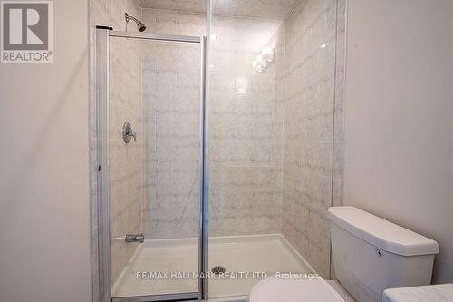 12 Dandara Gate Se, Vaughan, ON - Indoor Photo Showing Bathroom