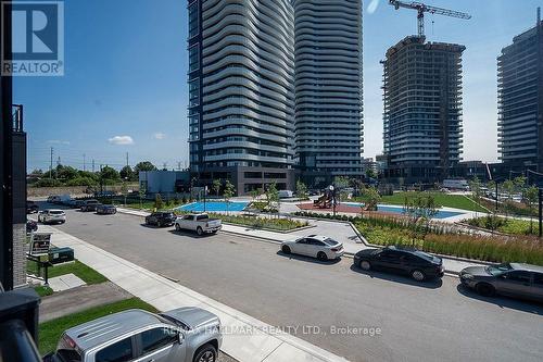 12 Dandara Gate Se, Vaughan, ON - Outdoor With Facade