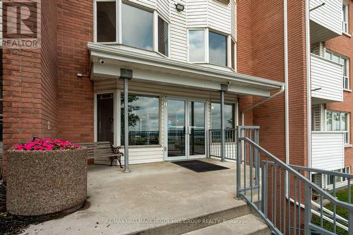 B08 - 126 Bell Farm Road, Barrie, ON - Outdoor With Exterior