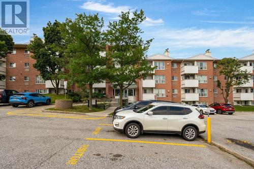 B08 - 126 Bell Farm Road, Barrie, ON - Outdoor