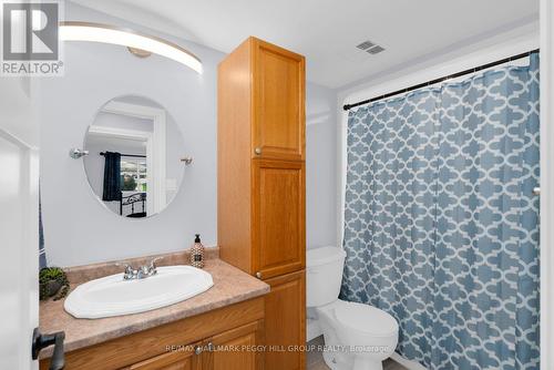 B08 - 126 Bell Farm Road, Barrie, ON - Indoor Photo Showing Bathroom