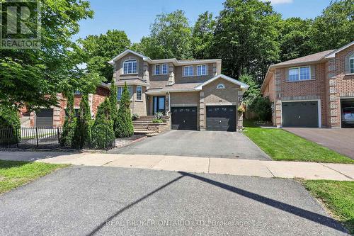 35 Bloom Crescent, Barrie, ON - Outdoor With Facade