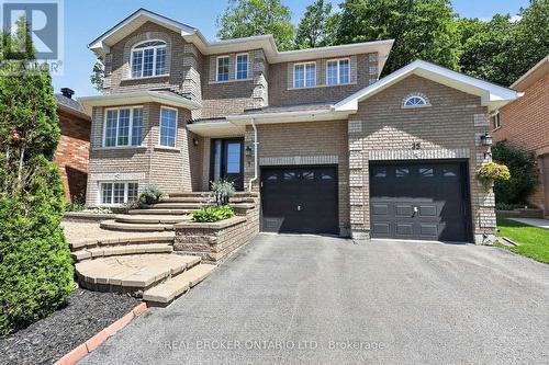 35 Bloom Crescent, Barrie, ON - Outdoor With Facade