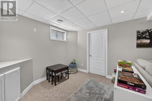 35 Bloom Crescent, Barrie, ON - Indoor Photo Showing Other Room