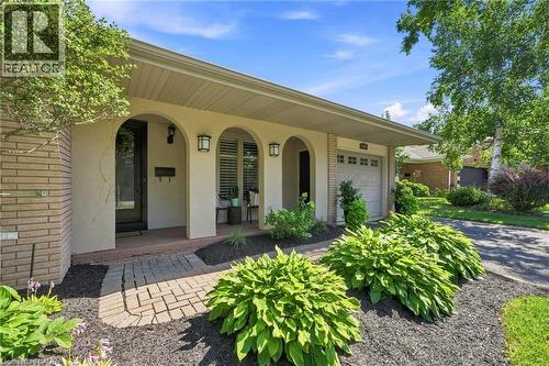 2086 Cavendish Drive, Burlington, ON - Outdoor With Deck Patio Veranda