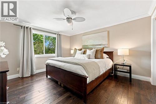 2086 Cavendish Drive, Burlington, ON - Indoor Photo Showing Bedroom
