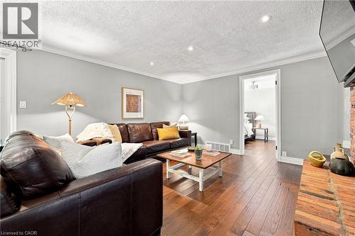 2086 Cavendish Drive, Burlington, ON - Indoor Photo Showing Living Room
