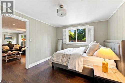 2086 Cavendish Drive, Burlington, ON - Indoor Photo Showing Bedroom