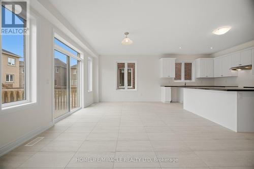 46 Stratford Drive, Caledon, ON - Indoor Photo Showing Kitchen