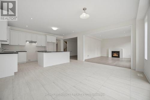 46 Stratford Drive, Caledon, ON - Indoor Photo Showing Kitchen