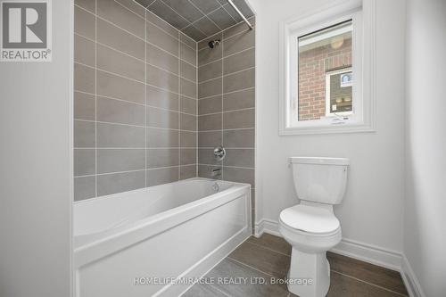 46 Stratford Drive, Caledon, ON - Indoor Photo Showing Bathroom