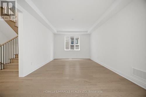 46 Stratford Drive, Caledon, ON - Indoor Photo Showing Other Room