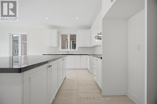 46 Stratford Drive, Caledon, ON - Indoor Photo Showing Kitchen