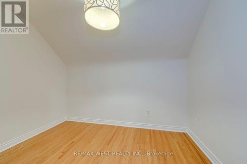 286 Gilbert Avenue, Toronto, ON - Indoor Photo Showing Other Room