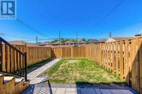 286 Gilbert Avenue, Toronto, ON - Outdoor