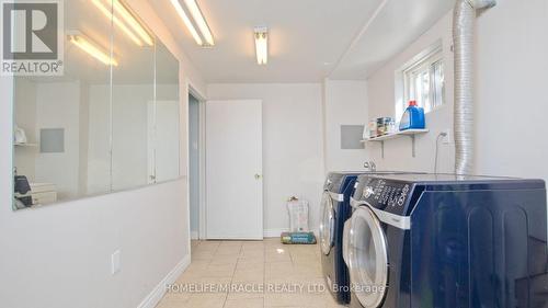 38 Medici Place, Brampton, ON - Indoor Photo Showing Laundry Room