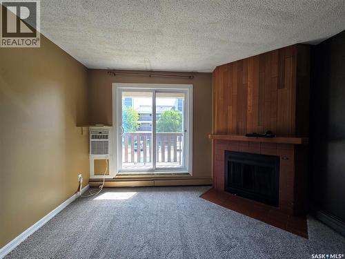 1320 425 115Th Street E, Saskatoon, SK - Indoor With Fireplace