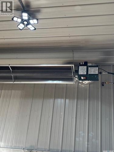 1 1St Avenue E, Wiseton, SK - Indoor Photo Showing Garage