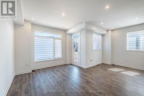93 - 590 North Service Road, Hamilton, ON - Indoor Photo Showing Other Room