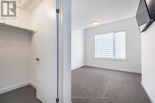 93 - 590 North Service Road, Hamilton, ON - Indoor Photo Showing Other Room