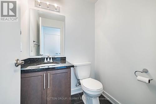 93 - 590 North Service Road, Hamilton, ON - Indoor Photo Showing Bathroom