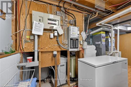 4617 Highway 3, Norfolk, ON - Indoor Photo Showing Basement