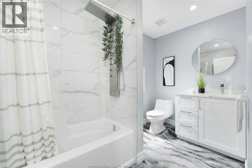 430 Broadway Street, Belle River, ON - Indoor Photo Showing Bathroom